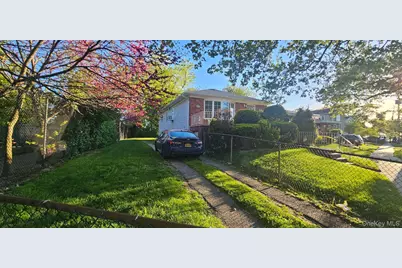 23220 147th Avenue, Springfield Gardens, NY 11413 - Photo 10