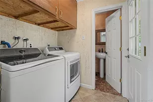 75 Summit Dr, Smithtown, NY 11787 - Photo 14
