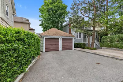 3250 Country Club Road, Bronx, NY 10465 - Photo 12
