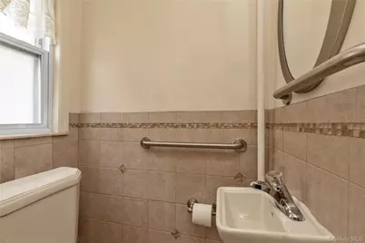 3250 Country Club Road, Bronx, NY 10465 - Photo 6
