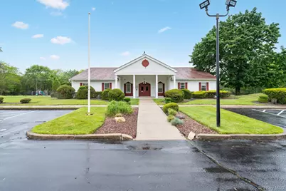 7 Merrimac Court, Coram, NY 11727 - Photo 28