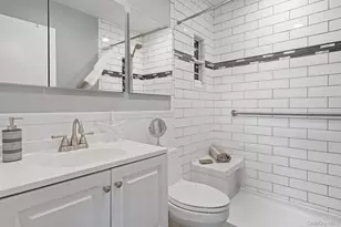 7 Merrimac Ct, Coram, NY 11727 - Photo 24