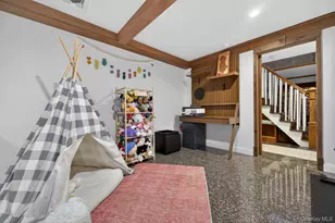16 Warwick Pl, Port Washington, NY 11050 - Photo 24