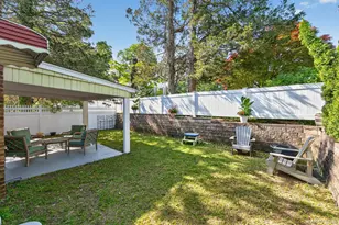 16 Warwick Pl, Port Washington, NY 11050 - Photo 4