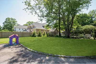 84 Allenwood Road, Great Neck, NY 11023 - Photo 24