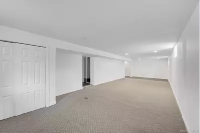 296 Burkhard Avenue, Mineola, NY 11501 - Photo 24