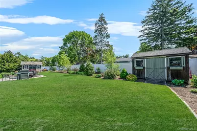 15 Evergreen Lane, Patchogue, NY 11772 - Photo 38