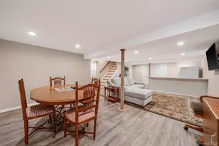 15 Evergreen Ln, Patchogue, NY 11772 - Photo 24