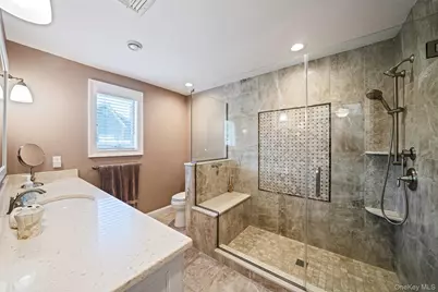 15 Evergreen Lane, Patchogue, NY 11772 - Photo 18