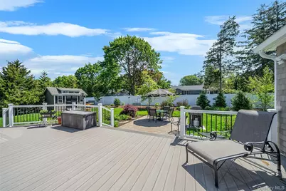 15 Evergreen Lane, Patchogue, NY 11772 - Photo 30