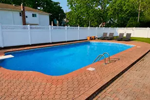 187 Commonwealth Ave, Massapequa, NY 11758 - Photo 32