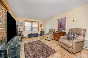 215 Melville Rd, Farmingdale, NY 11735 - Photo 14