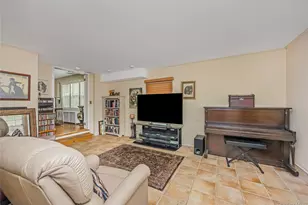 215 Melville Rd, Farmingdale, NY 11735 - Photo 4