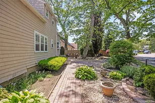 215 Melville Rd, Farmingdale, NY 11735 - Photo 22