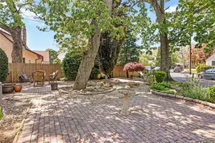 215 Melville Rd, Farmingdale, NY 11735 - Photo 28