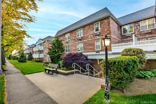 40 Daley Pl, Lynbrook, NY 11563 - Photo 6