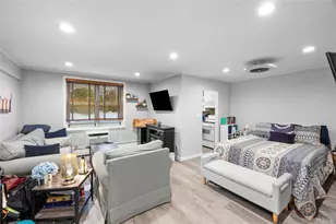 40 Daley Pl, Lynbrook, NY 11563 - Photo 20