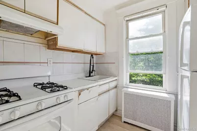 123 Fourth Avenue, Pelham, NY 10803 - Photo 20