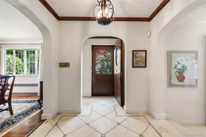 16 West Drive, Larchmont, NY 10538 - Photo 2