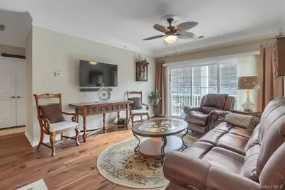 2814 Bennington, Fishkill, NY 12524 - Photo 10