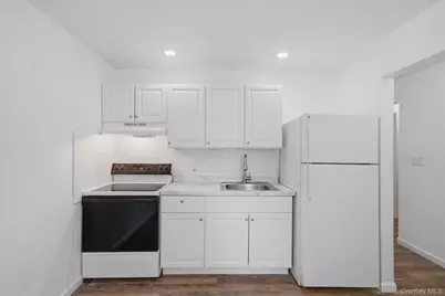 113 Huguenot Drive, Mastic Beach, NY 11951 - Photo 24