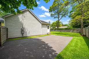 113 Huguenot Dr, Mastic Beach, NY 11951 - Photo 4