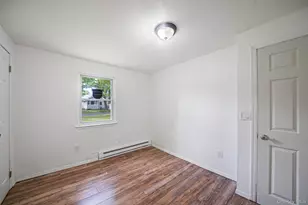 113 Huguenot Dr, Mastic Beach, NY 11951 - Photo 16