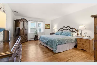 61 Hofstra Drive, Smithtown, NY 11787 - Photo 16