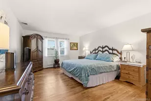61 Hofstra Dr, Smithtown, NY 11787 - Photo 16