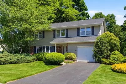 61 Hofstra Drive, Smithtown, NY 11787 - Photo 2