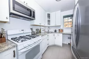 751 N Broadway, Hastings on Hudson, NY 10706 - Photo 8