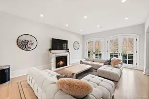 9 Terrace Cir, Armonk, NY 10504 - Photo 10