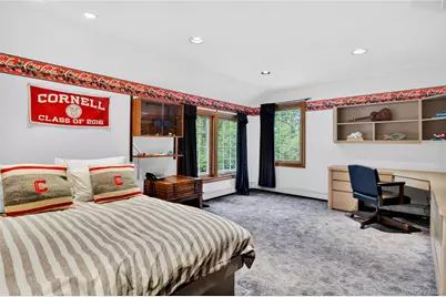 12 Avon Lane, East Hills, NY 11577 - Photo 22