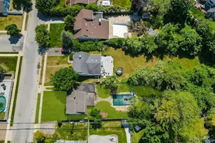 6 Shotgun Ln, Levittown, NY 11756 - Photo 30