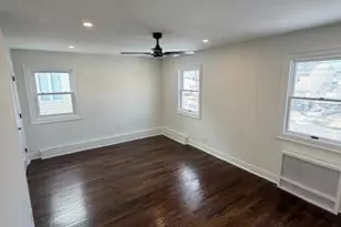 62 E 1st St, Freeport, NY 11520 - Photo 14