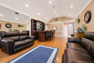 12 Laurel Ln, Holtsville, NY 11742 - Photo 6