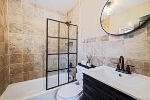 21 Forest St, Ronkonkoma, NY 11779 - Photo 12
