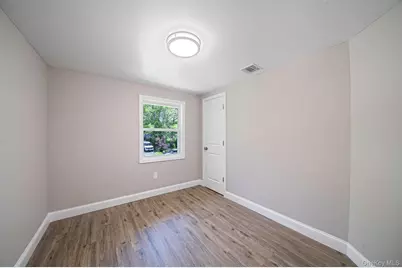 4 Evans Street, Coram, NY 11727 - Photo 12