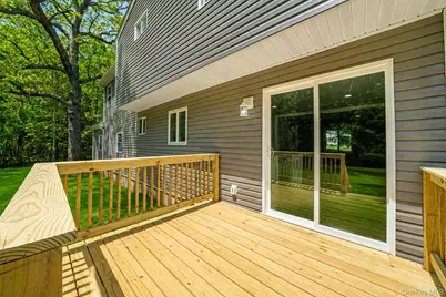 4 Evans Street, Coram, NY 11727 - Photo 22