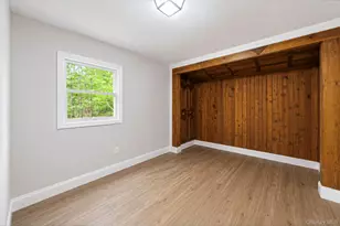 4 Evans St, Coram, NY 11727 - Photo 10
