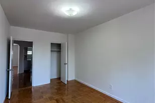 3922 Amundson Ave, Bronx, NY 10466 - Photo 4