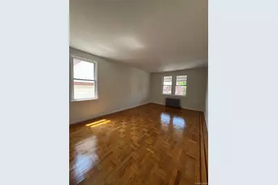 3922 Amundson Avenue, Bronx, NY 10466 - Photo 6