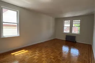 3922 Amundson Ave, Bronx, NY 10466 - Photo 6