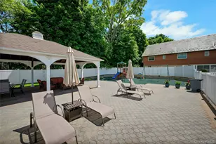 10 Pleasant Ridge Rd, Valhalla, NY 10595 - Photo 34