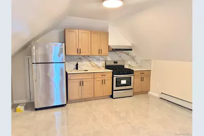 61-41 173rd Street #3rd fl, Fresh Meadows, NY 11365 - Photo 2