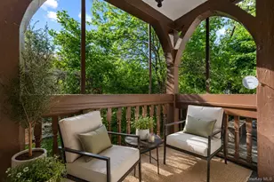 2 Rutland Rd, Great Neck, NY 11020 - Photo 36