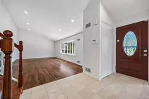 372 Heathcote Rd, Scarsdale, NY 10583 - Photo 2