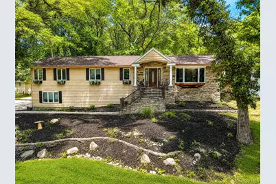 5 Valerie Court, Yaphank, NY 11980 - Photo 1