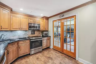 5 Valerie Ct, Yaphank, NY 11980 - Photo 16