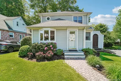 148 Seacord Road, New Rochelle, NY 10804 - Photo 2